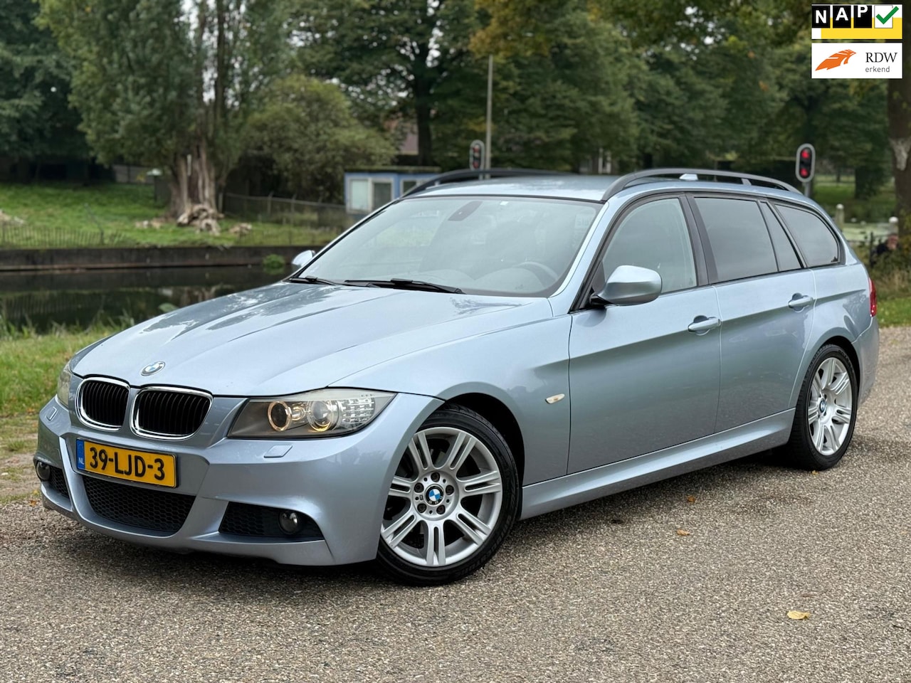 BMW 3-serie Touring - 318i Business Line Sport|Airco|Navigatie|M-Pakket - AutoWereld.nl