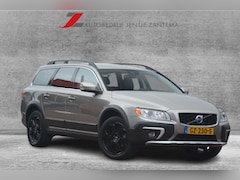 Volvo XC70 - 2.4 D5 AWD Summum | Navigatie | Memory seats | Camera | Trekhaak |