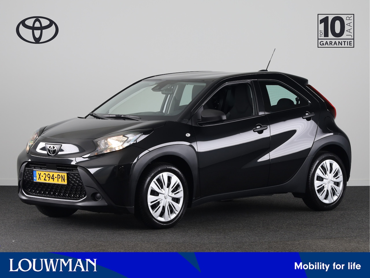 Toyota Aygo X - 1.0 VVT-i MT *DEMO* | Bluetooth | Radio | Airco | - AutoWereld.nl