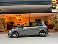 Volkswagen Golf Sportsvan - 1.0 TSI Highline Garantie CarPlay Camera Adoptieve Cruise Front Ass Lane PDC Clima Navi Le