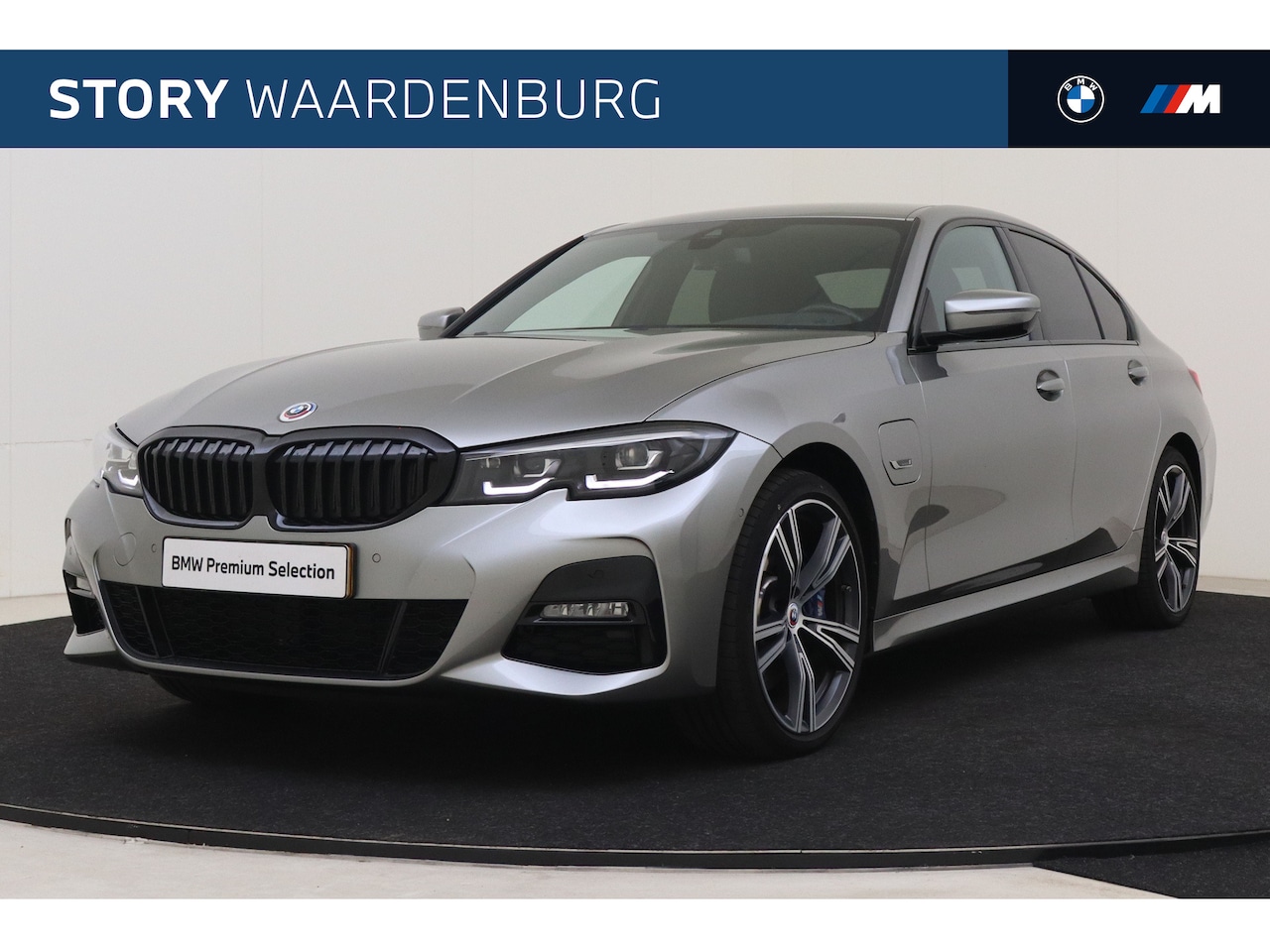 BMW 3-serie - 320e High Executive M Sport Automaat / Sportstoelen / Achteruitrijcamera / M Adaptief onde - AutoWereld.nl
