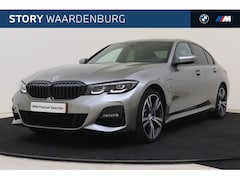 BMW 3-serie - 320e High Executive M Sport Automaat / Sportstoelen / Achteruitrijcamera / M Adaptief onde