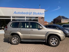 Toyota Land Cruiser 120 - 3.0 d4d VX 5-Seats 5-Doors EXPORT