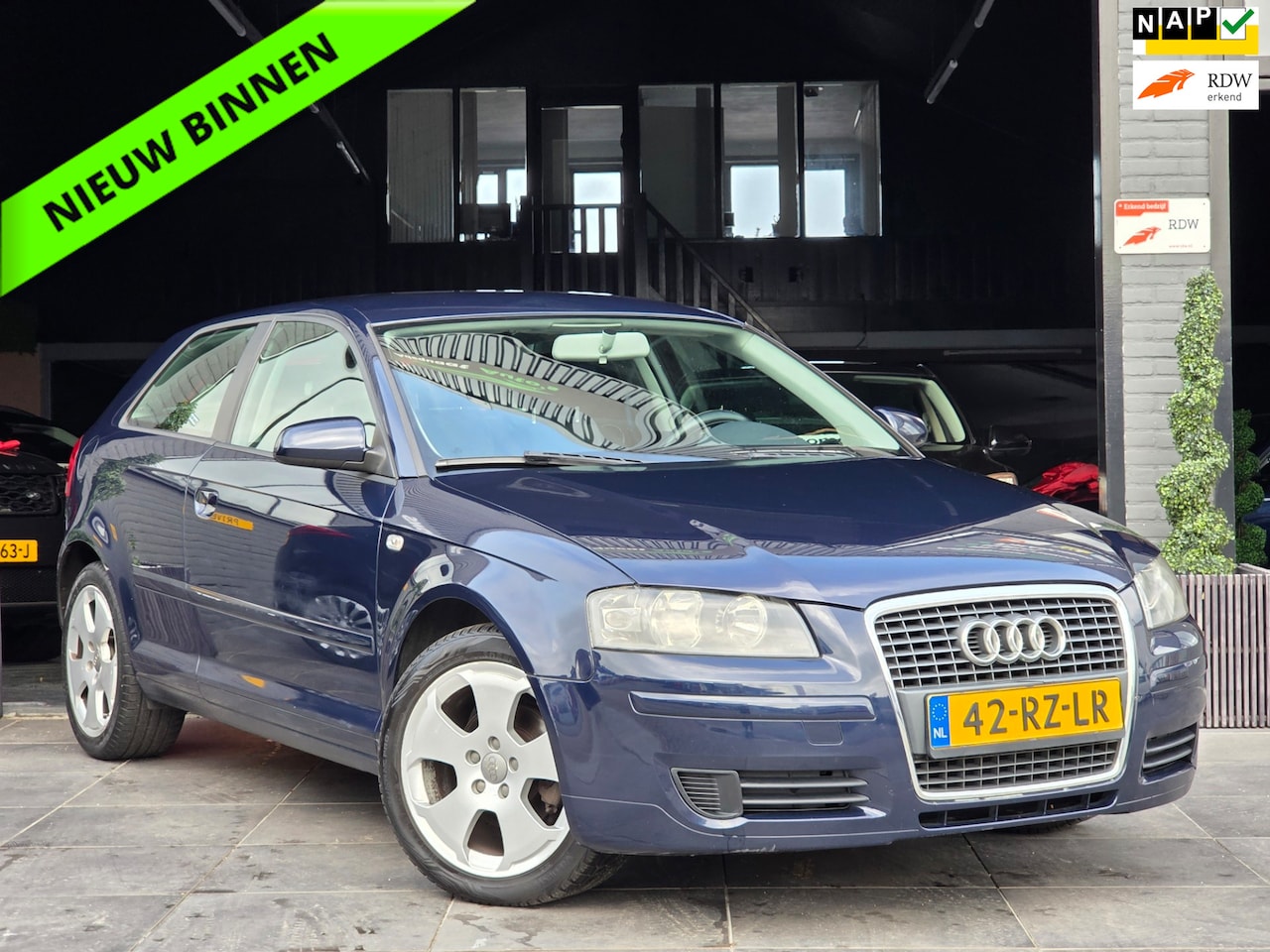 Audi A3 - 1.6 FSI Attraction|APK|NAP|Airco|Cruise control - AutoWereld.nl