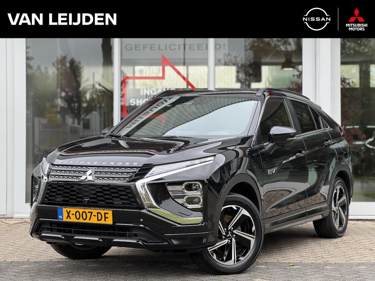Mitsubishi Eclipse Cross - 2.4 PHEV Executive | Navigatie | Apple CarPlay | Android Auto | Adaptive Cruise | Keyless - AutoWereld.nl