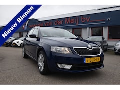 Skoda Octavia Combi - 1.2 TSI Greentech Ambition Businessline , TREKHAAK , CR CONTR , CLIMATR , NAVI , PDC A ,