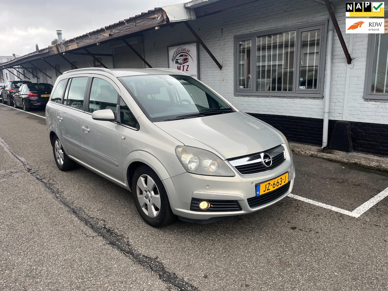 Opel Zafira - 2.2 Enjoy 7 Persoons/ Automaat / Climate / PDC - AutoWereld.nl