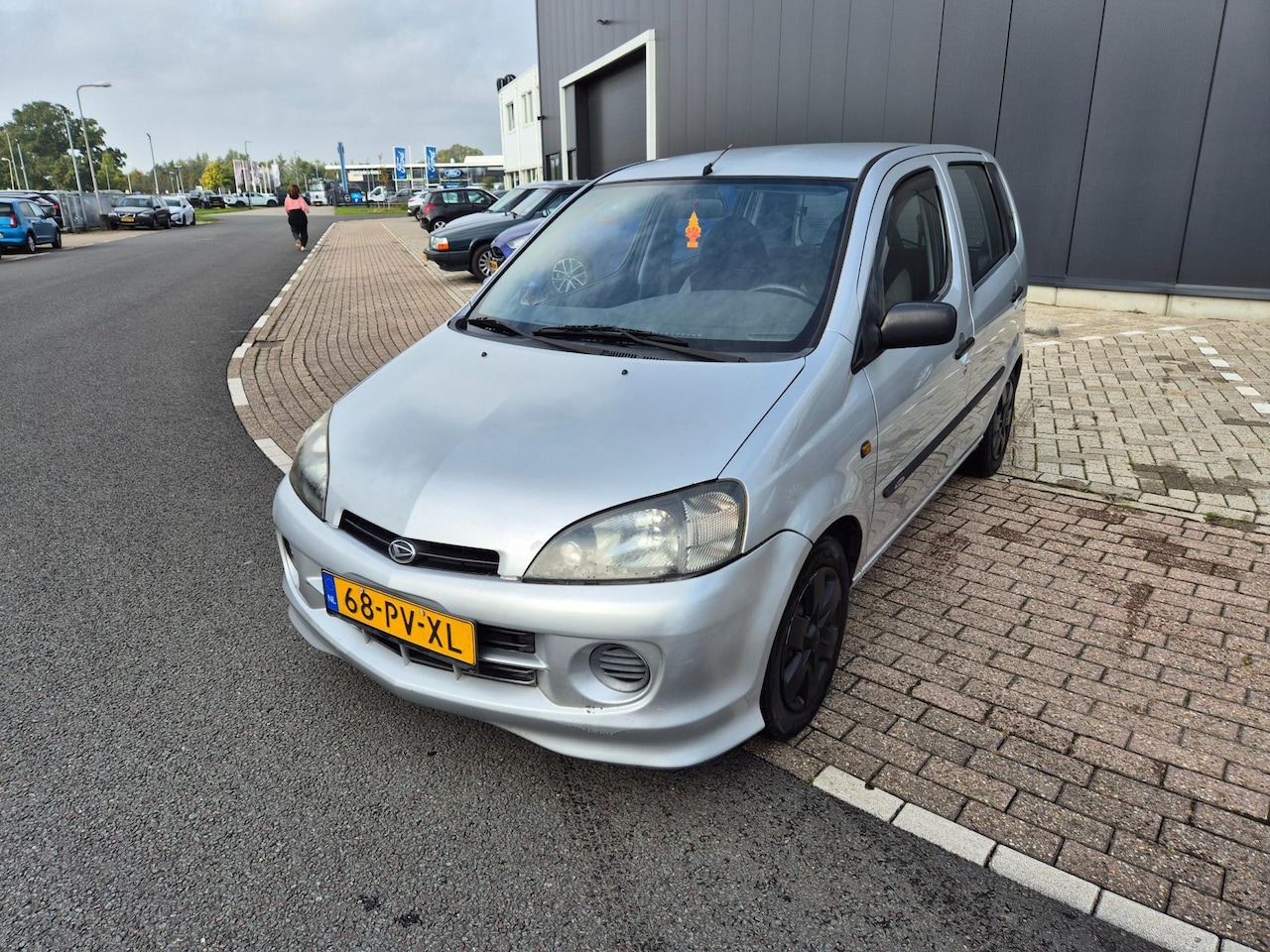 Daihatsu Young RV - 1.3-16V XTi Automaat 5drs Airco Nap Apk 02-26 - AutoWereld.nl