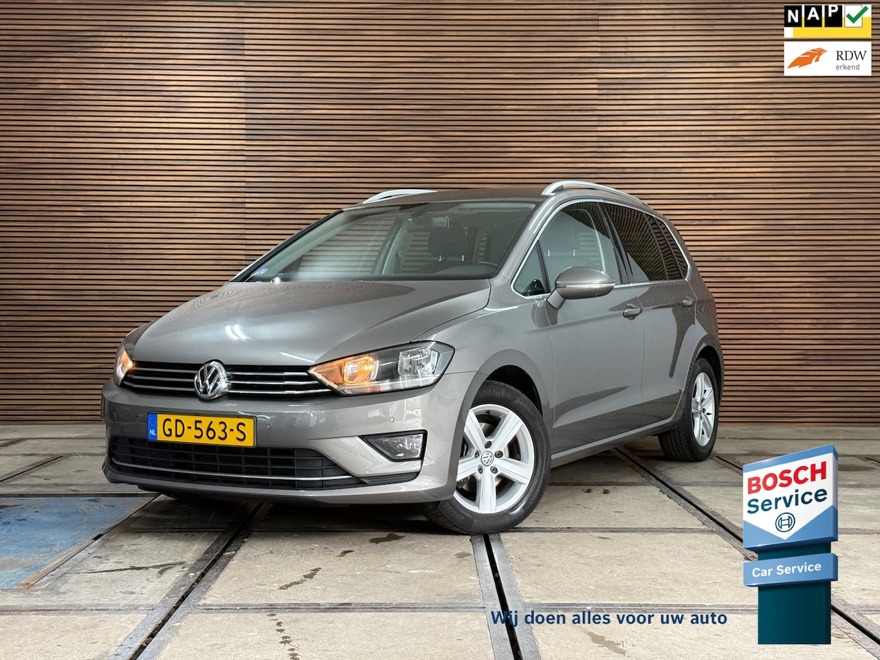 Volkswagen Golf Sportsvan - 1.4 TSI Highline | Navigatie | 1e eig. | Trekhaak | Massagestoel | PDC voor + achter - AutoWereld.nl