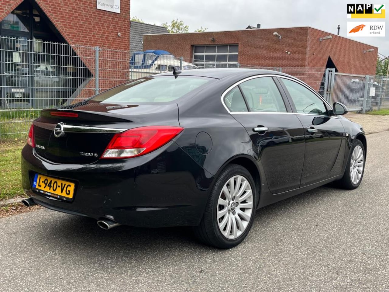 Opel Insignia - 2.0 T Edition 4x4 | Automaat | Luxe uitvoering | 250pk - AutoWereld.nl
