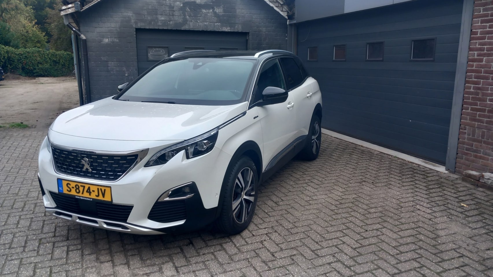 Peugeot 3008 - 1.2 PureTech Allure.131PK,Automaat,360Camera,AppleCarplay/Android,Navigatie,Cruise control - AutoWereld.nl