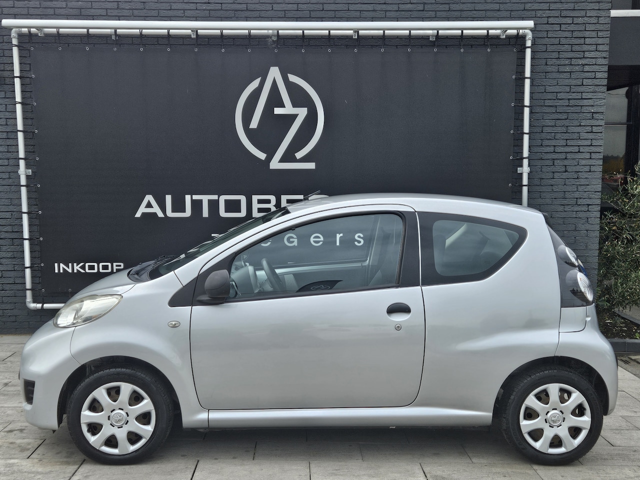 Peugeot 107 - 1.0-12V XR *AUX* - AutoWereld.nl