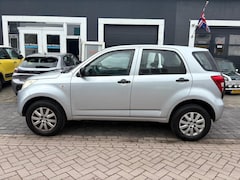 Daihatsu Terios - 1.5-16v Explore 2WD (Lees tekst)