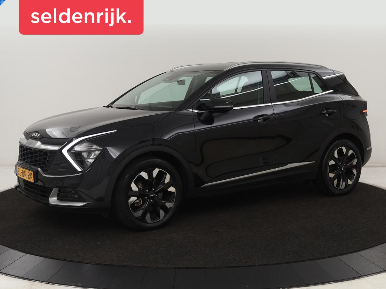Kia Sportage - 1.6 T-GDi Plug-in Hybrid AWD DynamicLine | Adaptive cruise | Camera | Carplay | Navigatie - AutoWereld.nl