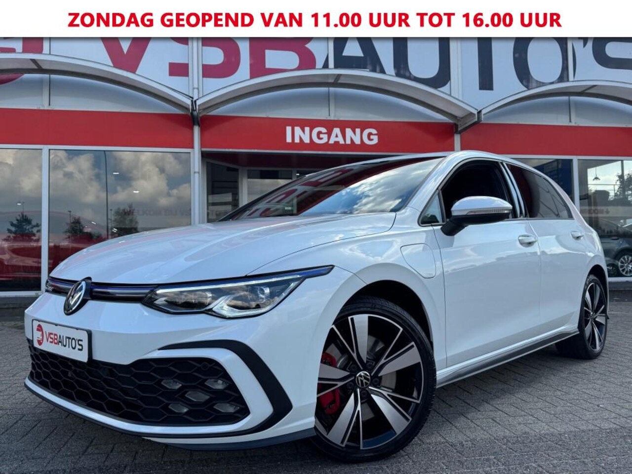 Volkswagen Golf - GOLF 8 GTE 1.4 E-HYBRIDE 245PK AUT. NAVI CARPLAY LED LMV - AutoWereld.nl