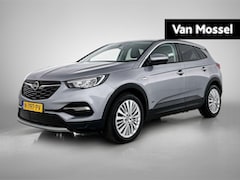 Opel Grandland X - 1.6 Turbo Hybrid Innovation | Automaat | Parkeer sensoren | LMV | Cruise control | DAB | A