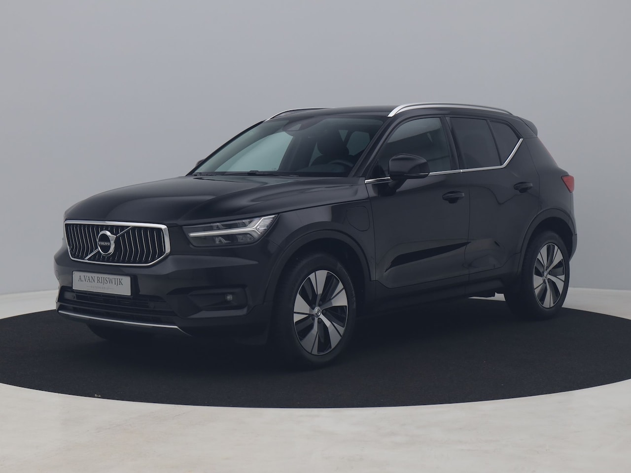 Volvo XC40 - 1.5 T4 Recharge Inscription Expression | CAMERA | KEYLESS - AutoWereld.nl