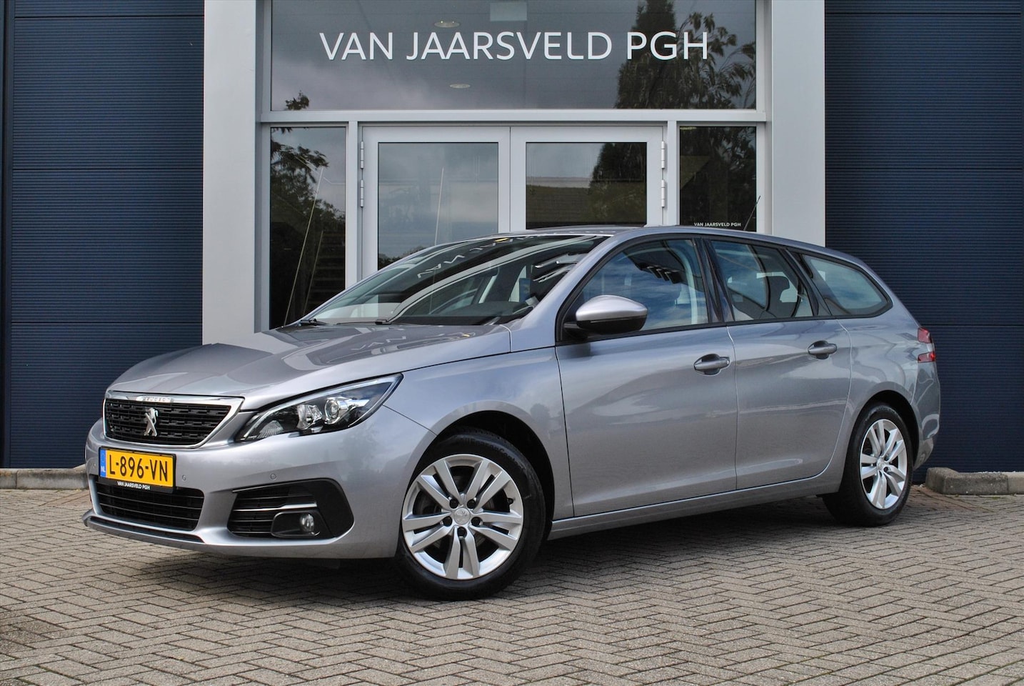 Peugeot 308 SW - Active1.2 PureTech 110pk - AutoWereld.nl
