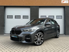 BMW X1 - XDrive20i 192PK LCI M-Sport Pano Camera Navi HUD