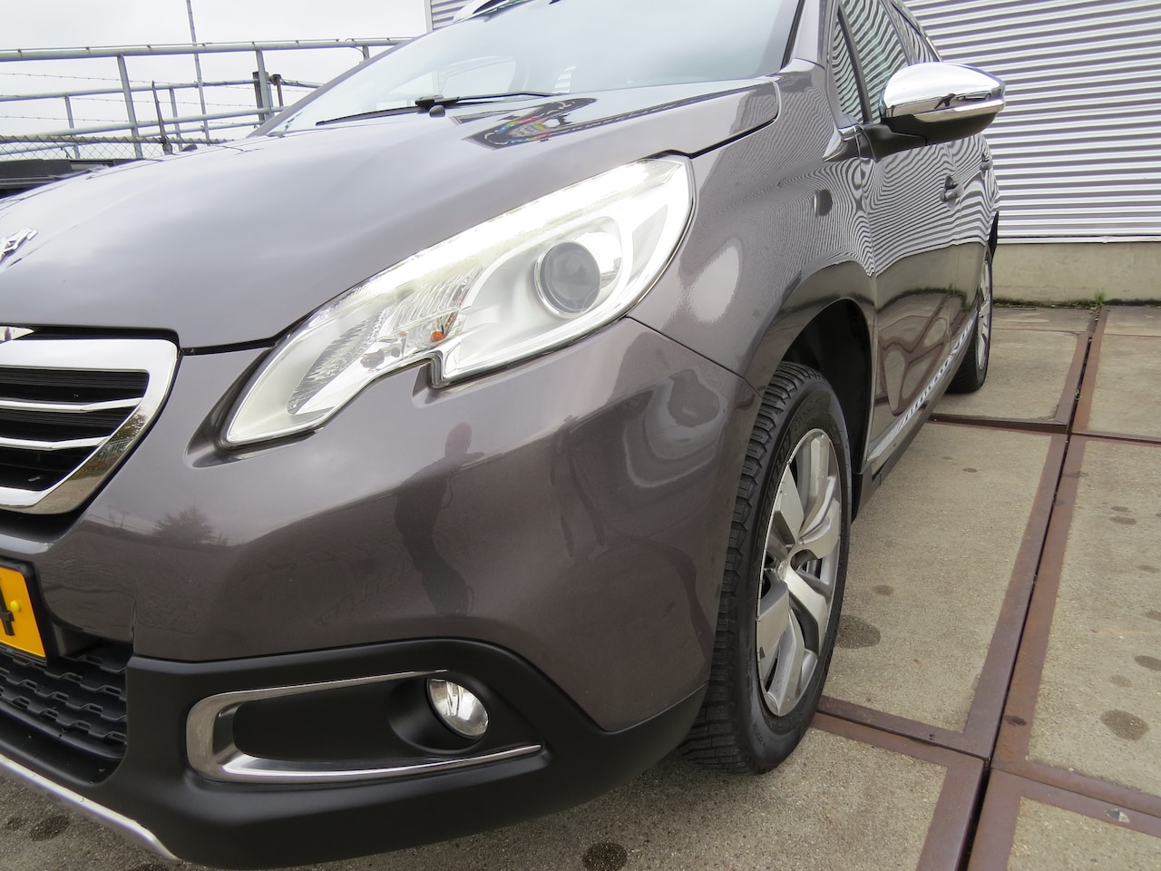 Peugeot 2008 - 1.2 PureTech Allure
