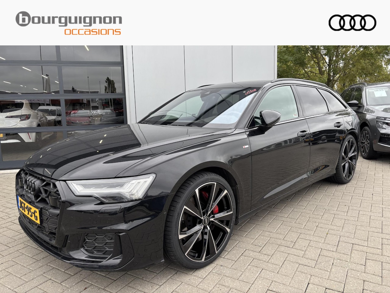 Audi A6 Avant - 55 TFSi e 367 Pk quattro S-Line Competition Automaat | 360° Camera | Trekhaak | Panoramada - AutoWereld.nl