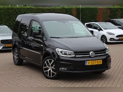 Volkswagen Caddy - 2.0 TDI L1H1 BMT Highline / Trekhaak / Apple CarPlay / Navigatie / Xenon / 17'' / Parkeerh