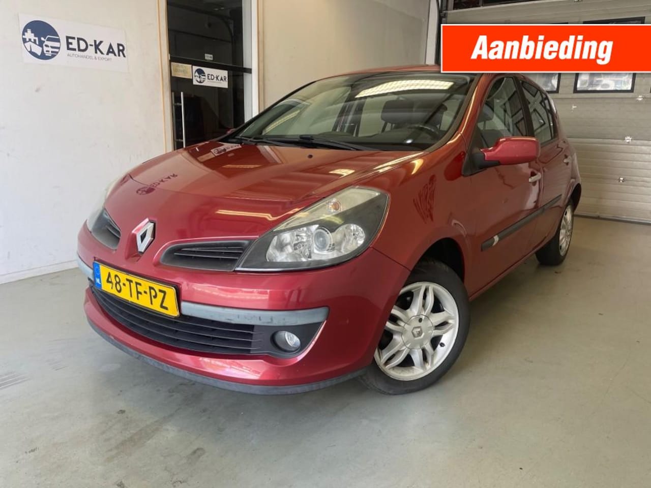 Renault Clio - 1.6-16V Privilège 5drs AIRCO NAP PRIMA AUTO - AutoWereld.nl