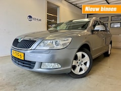 Skoda Octavia - 1.2 TSI Elegance AUT GOEDONDERHOUDEN DIST. VERV. NAP APK 4-2026