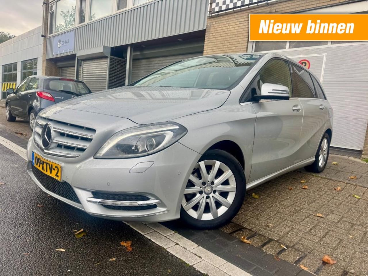 Mercedes-Benz B-klasse - 180 Ambition CLIMA LEER 2DE EIG NAP APK 8-2026 - AutoWereld.nl