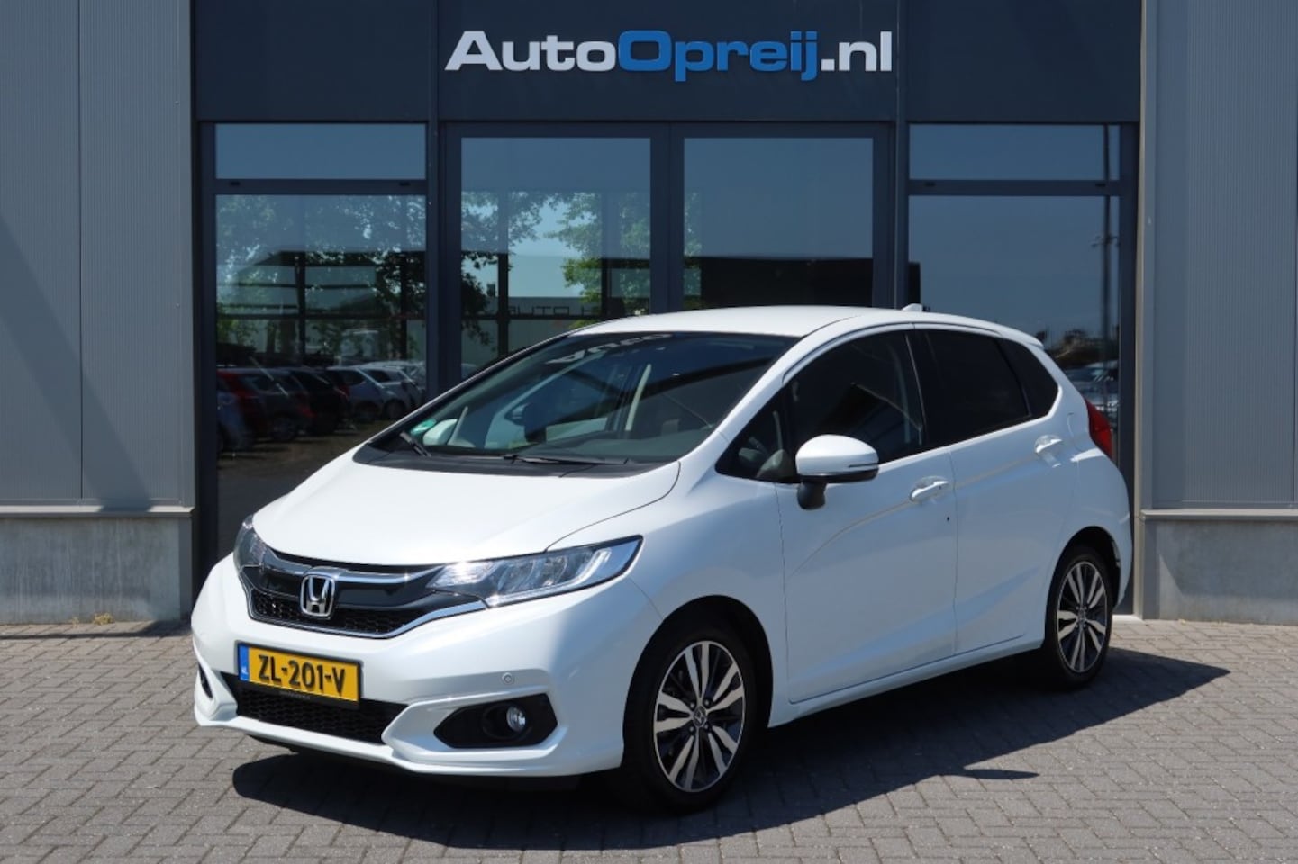Honda Jazz - 1.3 i-VTEC AUTOMAAT Elegance Clima, NAVI, Camera, Cruise, PDC, Dealer onderhouden - AutoWereld.nl