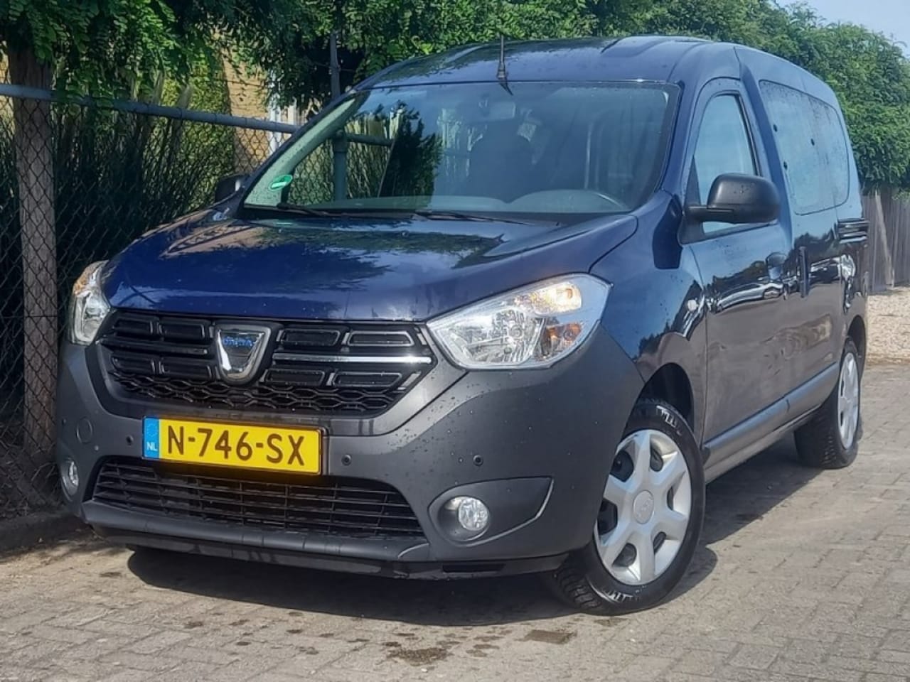Dacia Dokker - 1.6 Sce LPG / trekhaak/ 4-4 seizoenen banden - AutoWereld.nl