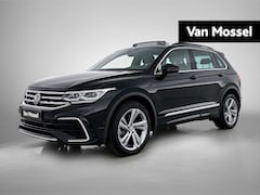 Volkswagen Tiguan - 1.4 TSI eHybrid R-Line Business | Automaat | LMV | Panorama dak | Climate control | Naviga
