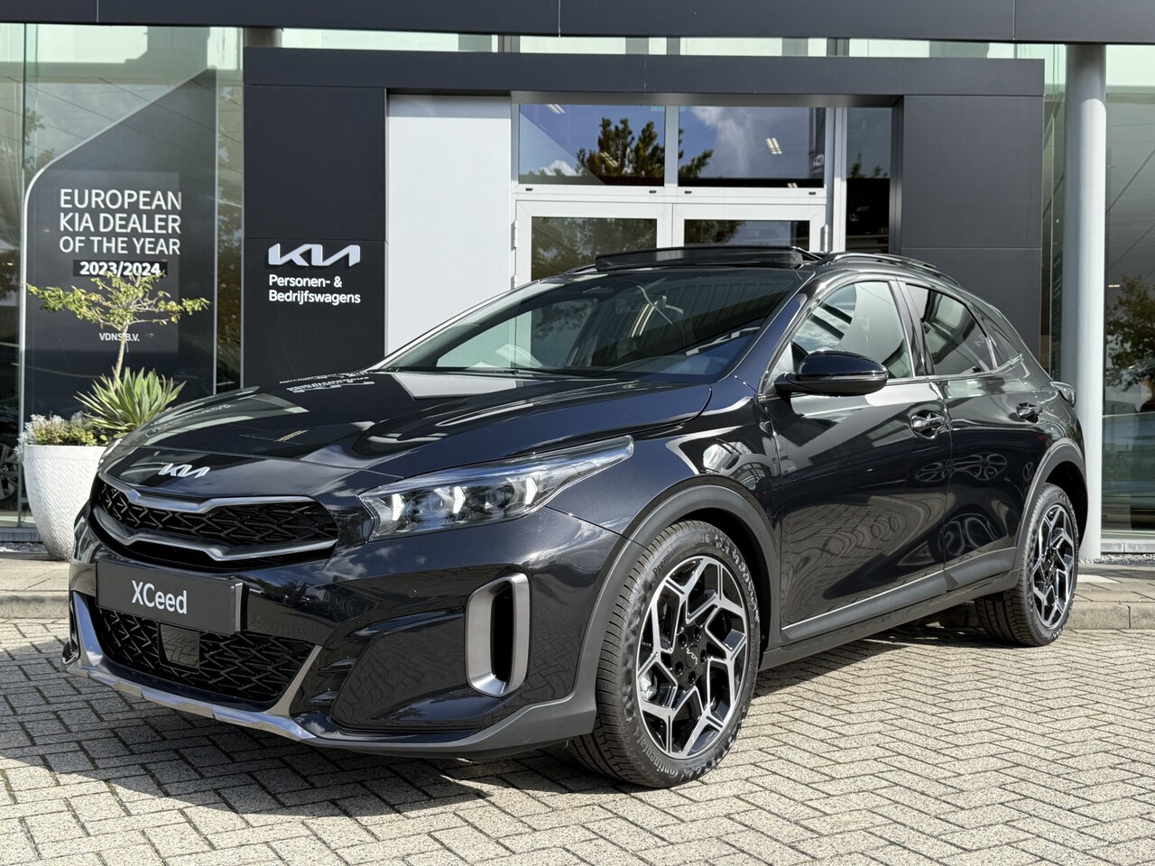 Kia XCeed - 1.5 T-GDi GT-Line Automaat | Tot 10 jaar garantie | Direct leverbaar | Info Bas: 0492-5889 - AutoWereld.nl