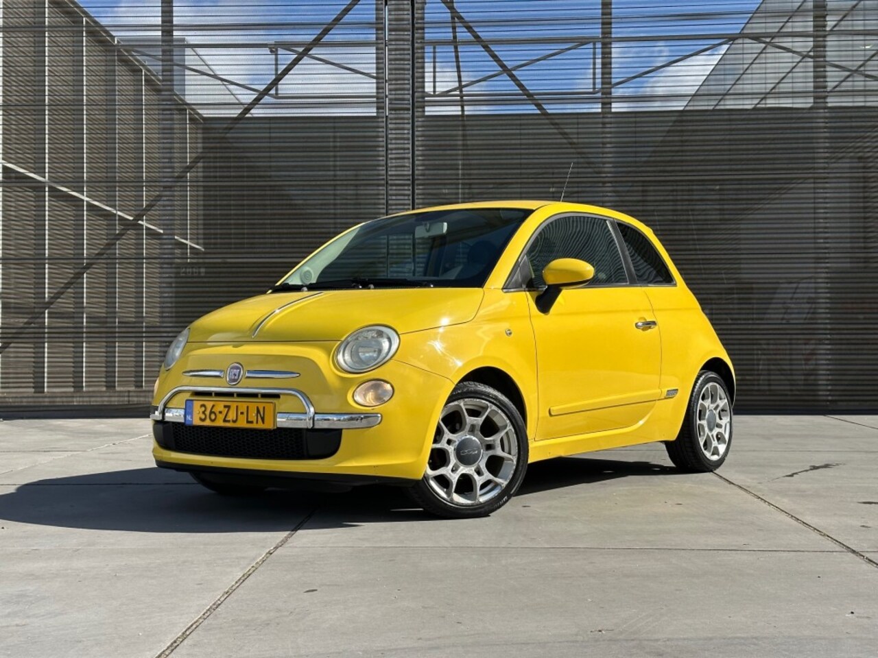 Fiat 500 - 1.2 SPORT AIRCO/HALF LEER/LM VELGEN !! - AutoWereld.nl