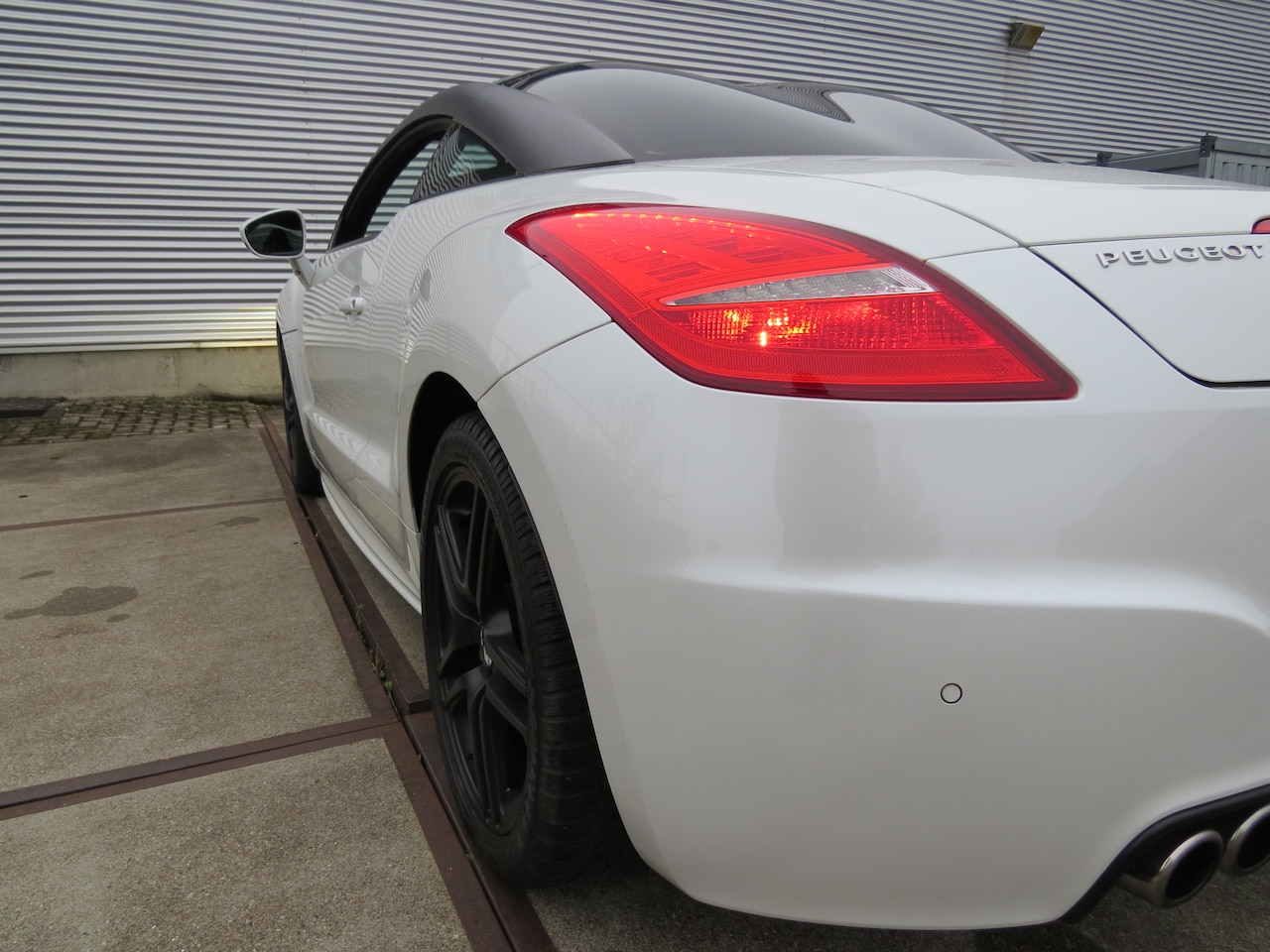 Peugeot RCZ - 1.6 THP Brownstone