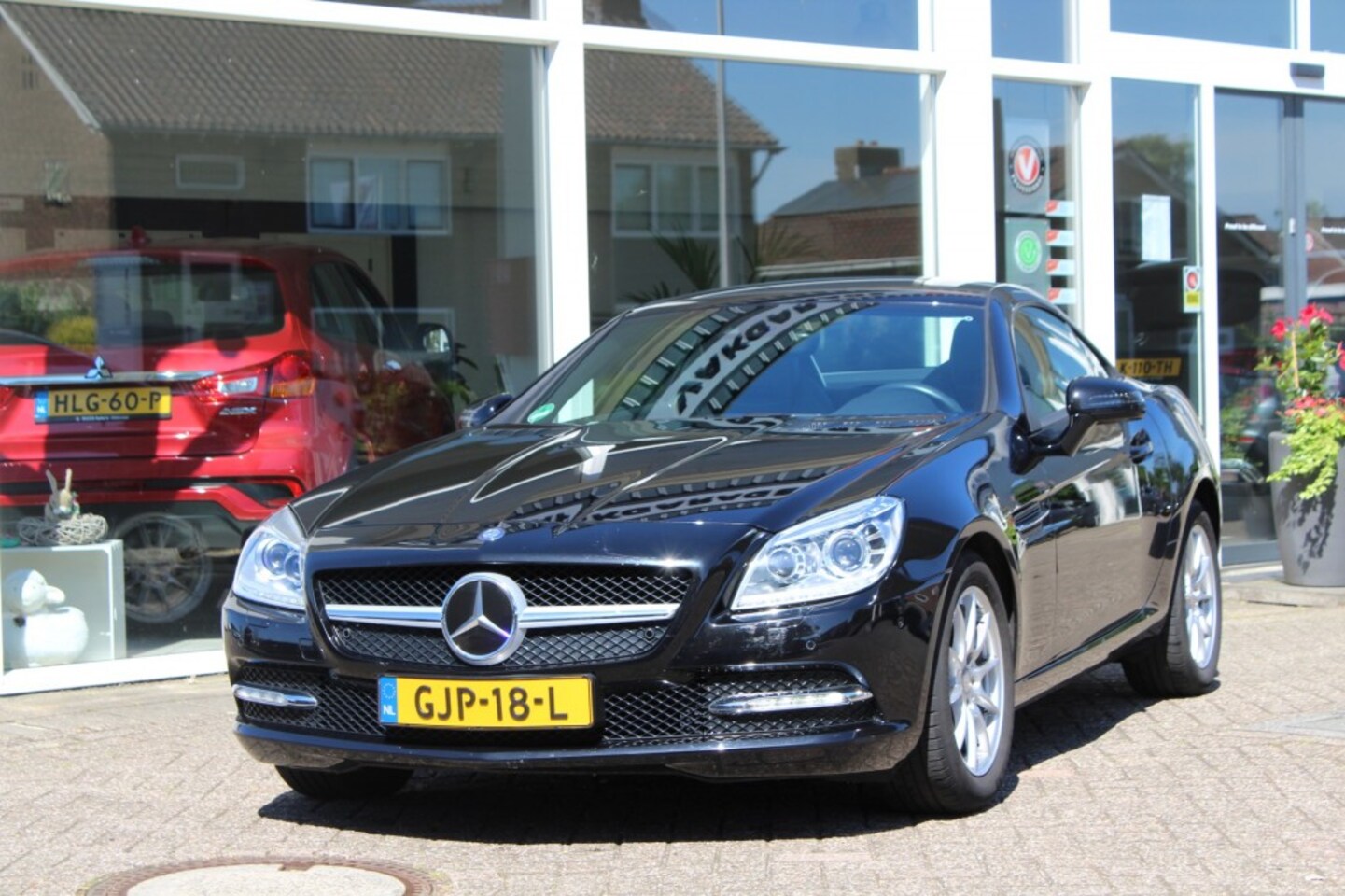 Mercedes-Benz SLK-klasse - 200 Adaptieve cruise control Nek verwarming - AutoWereld.nl