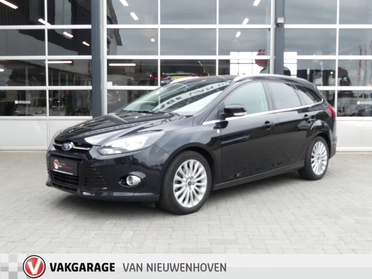 Ford Focus Wagon - 1.6 EcoBoost Titanium 1.6 EcoBoost Titanium - AutoWereld.nl