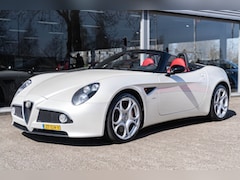 Alfa Romeo 8C Competizione Spider - 4.7 V8 1/500