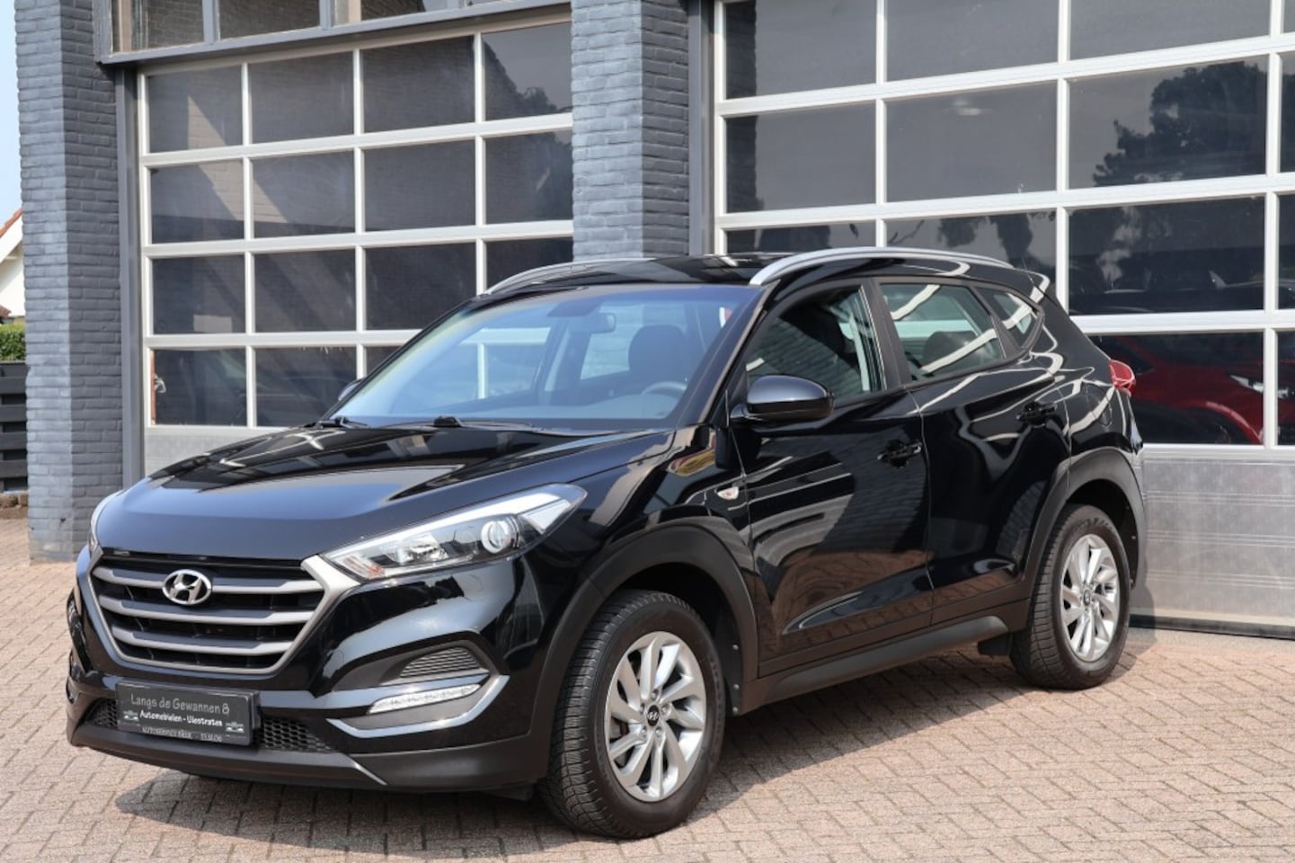 Hyundai Tucson - 1.6 T-GDI Comfort 1.6 T-Gdi comfort 177 pk, navigatie, camera - AutoWereld.nl