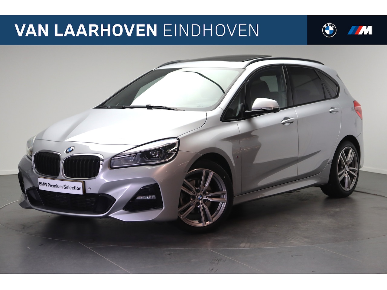 BMW 2-serie Active Tourer - 218i High Executive M Sport Automaat / Panoramadak / Trekhaak / Sportstoelen / Achteruitri - AutoWereld.nl