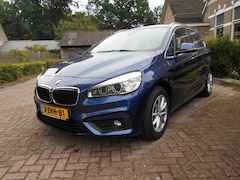 BMW 2-serie Active Tourer - NL-auto met logische km's