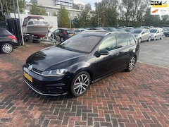 Volkswagen Golf Variant - 1.6 TDI R-LINE AIRCO Leder Zwart 2016