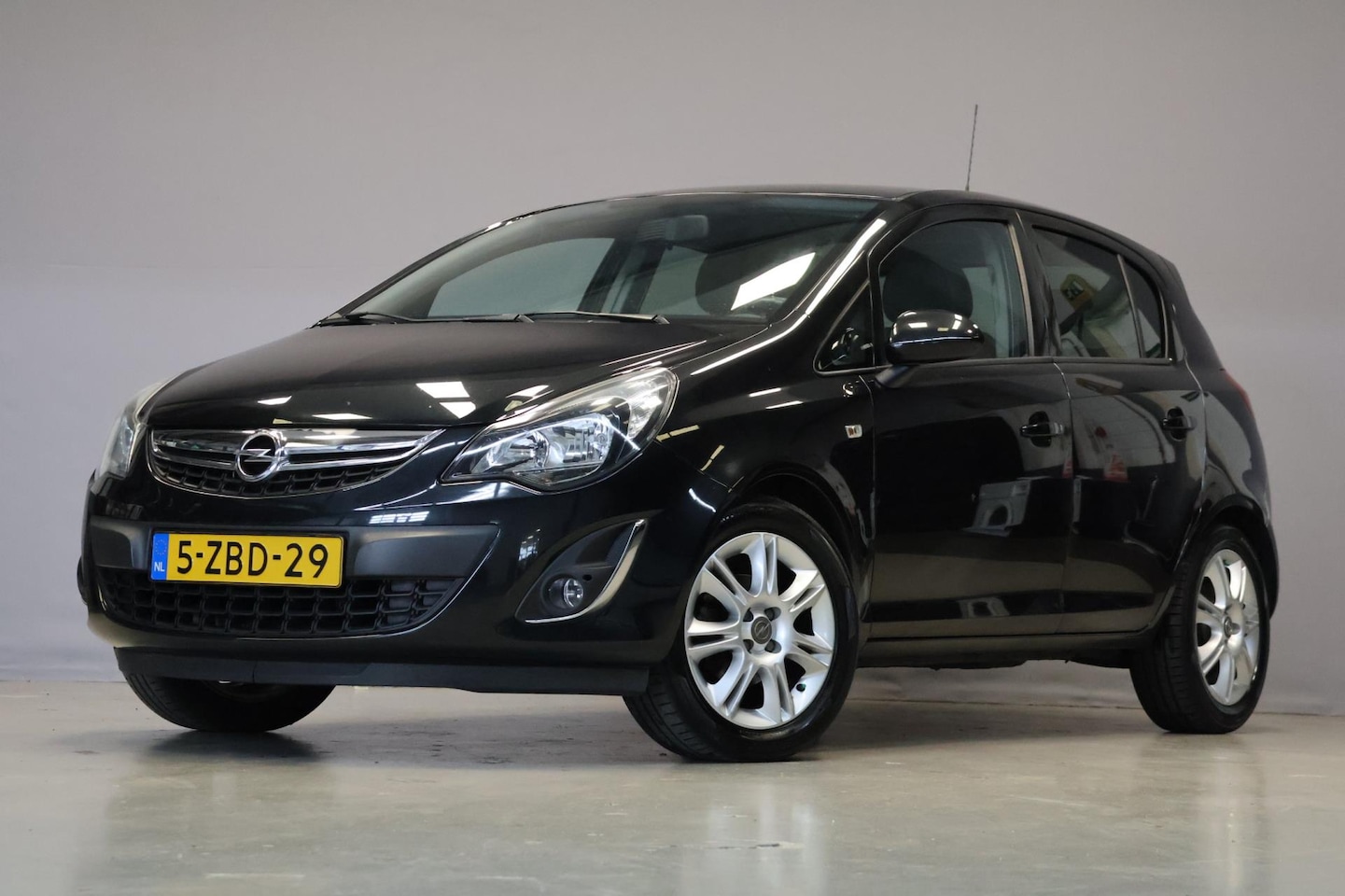 Opel Corsa - 1.4 16V BlitZ |Navi|Climate|Bluetooth| - AutoWereld.nl
