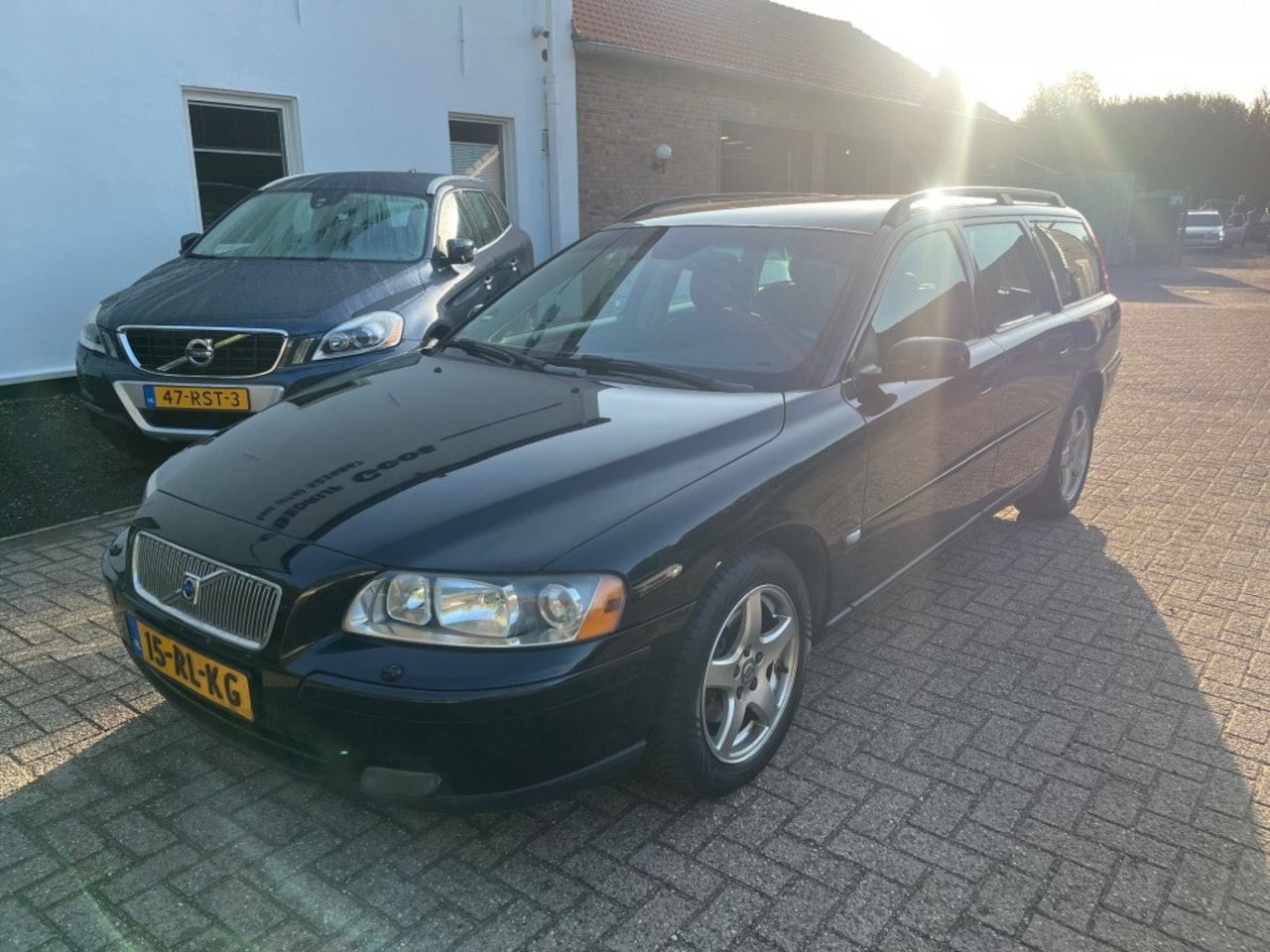 Volvo V70 - 2.4 LPG Leder Trekhaak - AutoWereld.nl