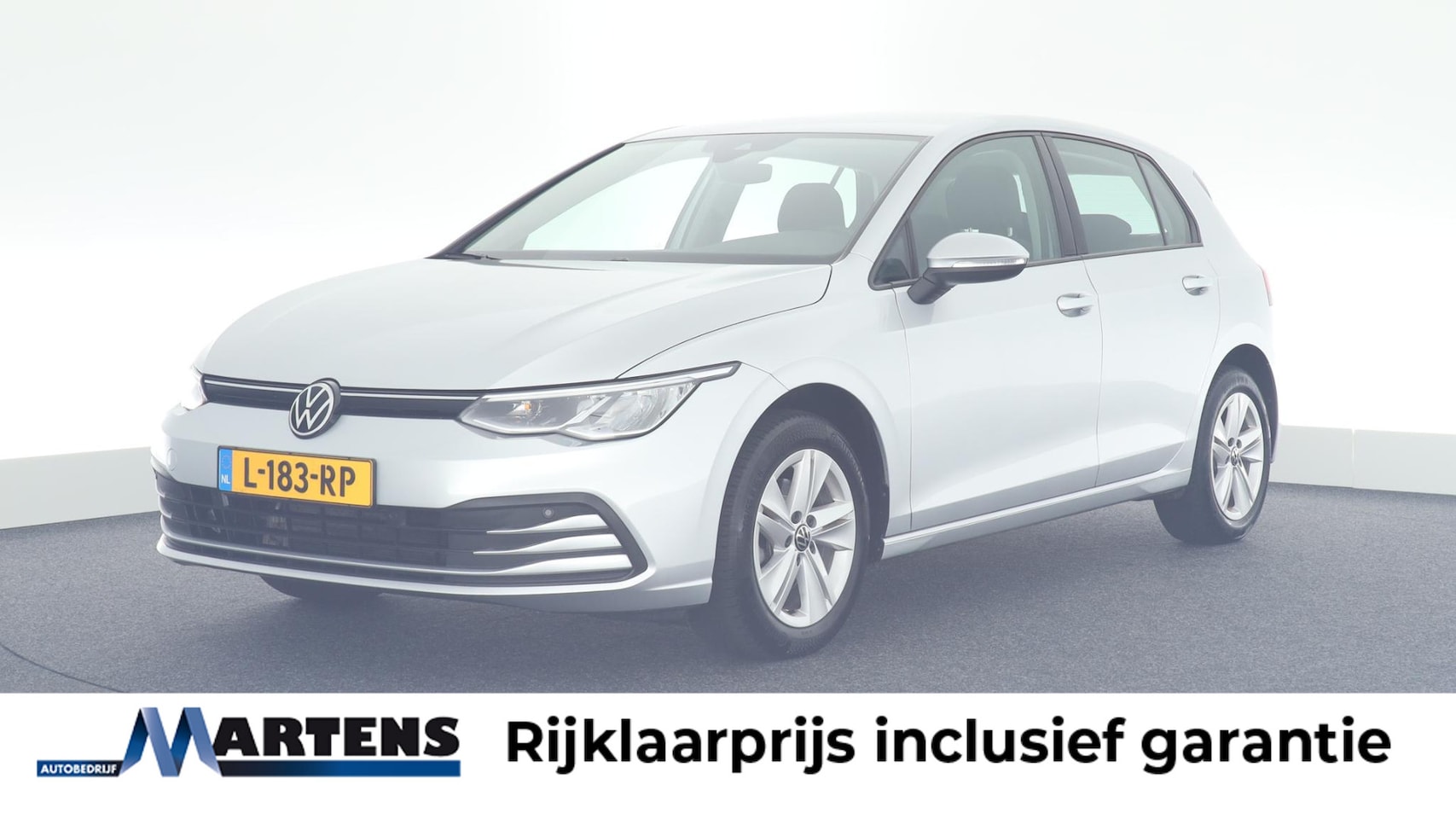 Volkswagen Golf - 1.0 TSI 110pk Life Navigatie Cruise Control Parkeersensoren - AutoWereld.nl