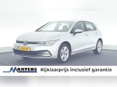Volkswagen Golf - 1.0 TSI 110pk Life Navigatie Cruise Control Parkeersensoren