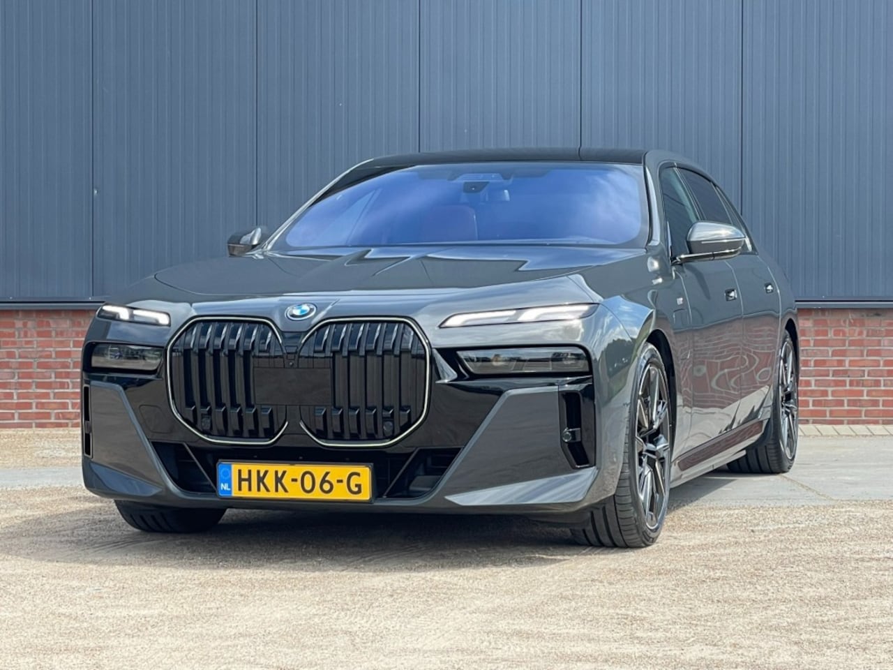 BMW 7-serie - 750e xDrive M-Sport - AutoWereld.nl