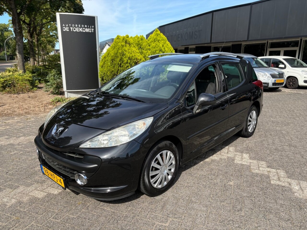 Peugeot 207 - 1.4 VTI XS / AIRCO / PANORAMADAK / ISOFIX / PARROT - AutoWereld.nl