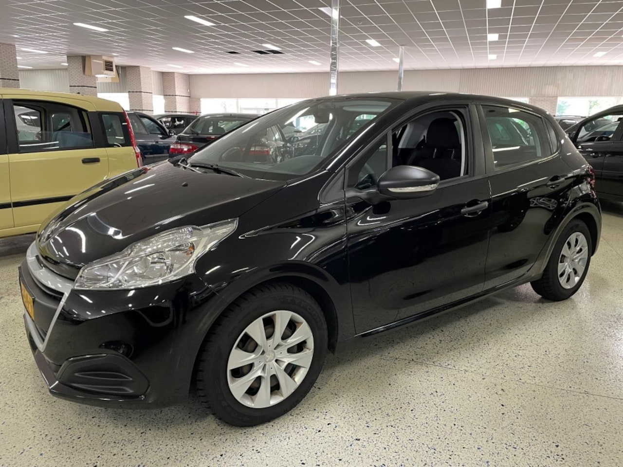 Peugeot 208 - AIRCO / CRUISE / USB / AUX / BLUETOOTH - AutoWereld.nl