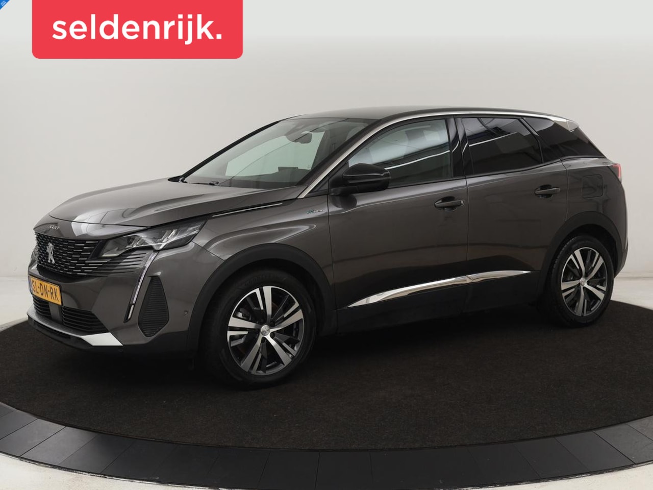Peugeot 3008 - 1.6 HYbrid 225 Allure | Stoelverwarming | Trekhaak | Camera | Carplay | Half leder | Keyle - AutoWereld.nl